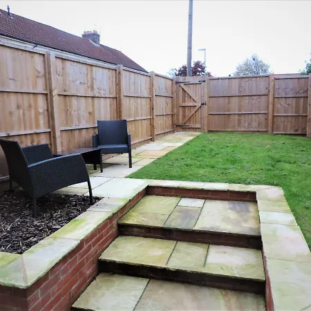3 Bed Farnborough Air Accommodation Exterior photo