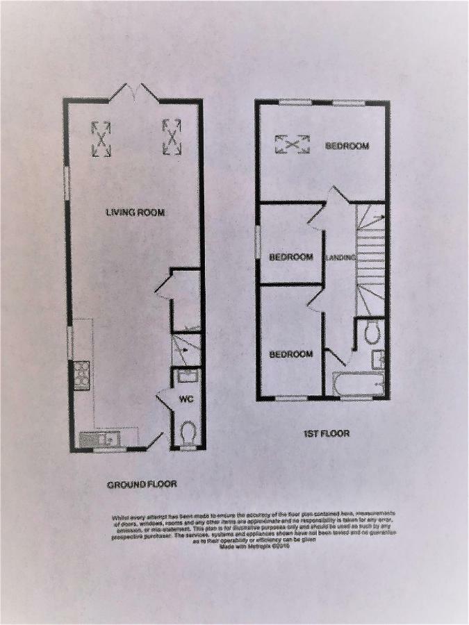 Holiday home 3 Bed Farnborough Air *